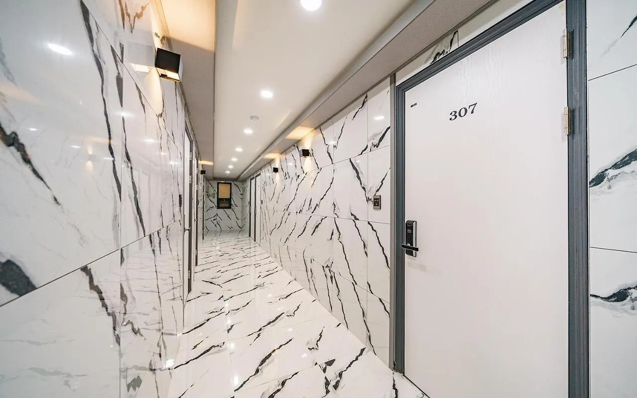 On & Off Hotel Incheon